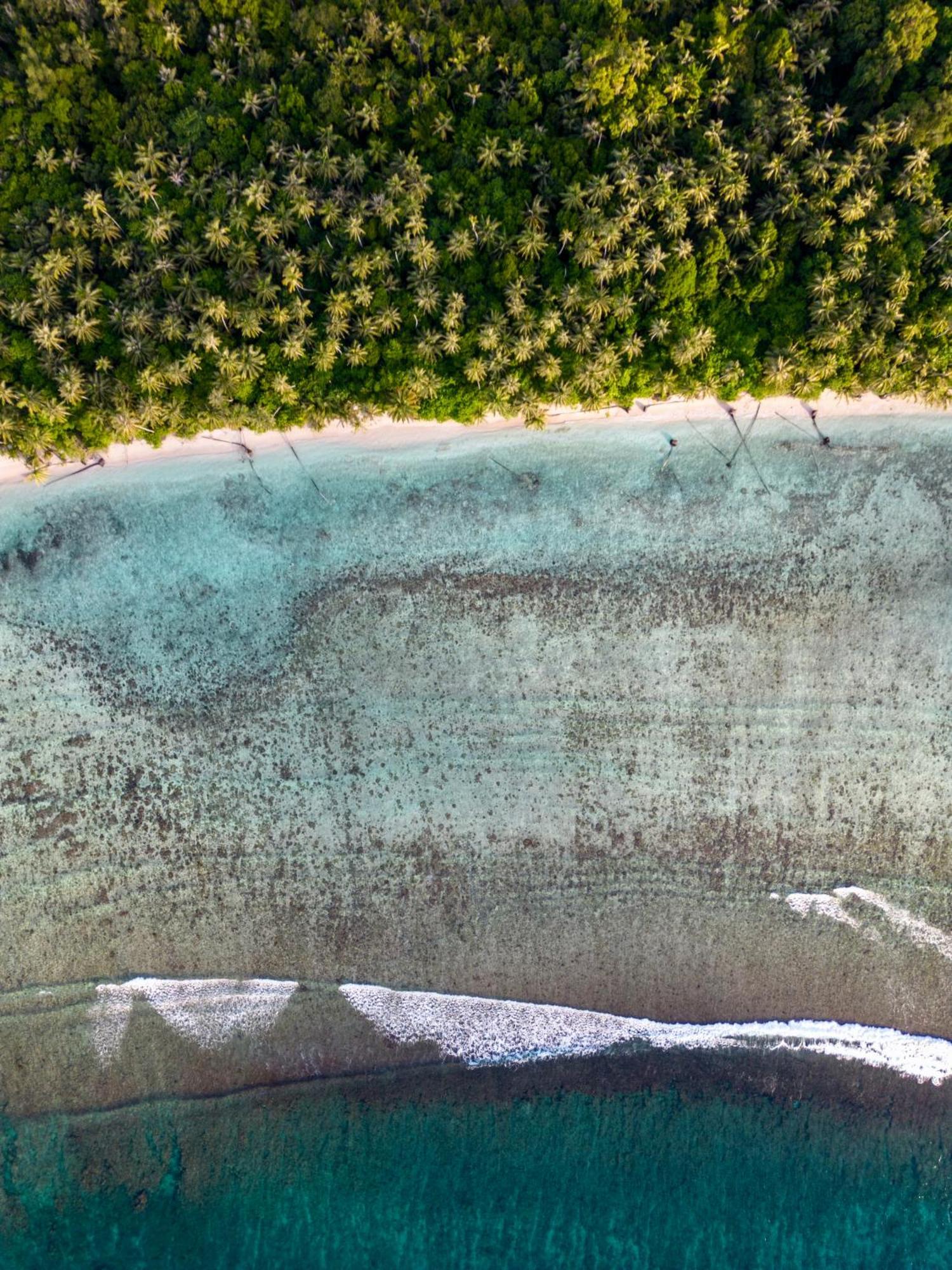 Ira Bungalows Pulau Banyak Alaban ภายนอก รูปภาพ