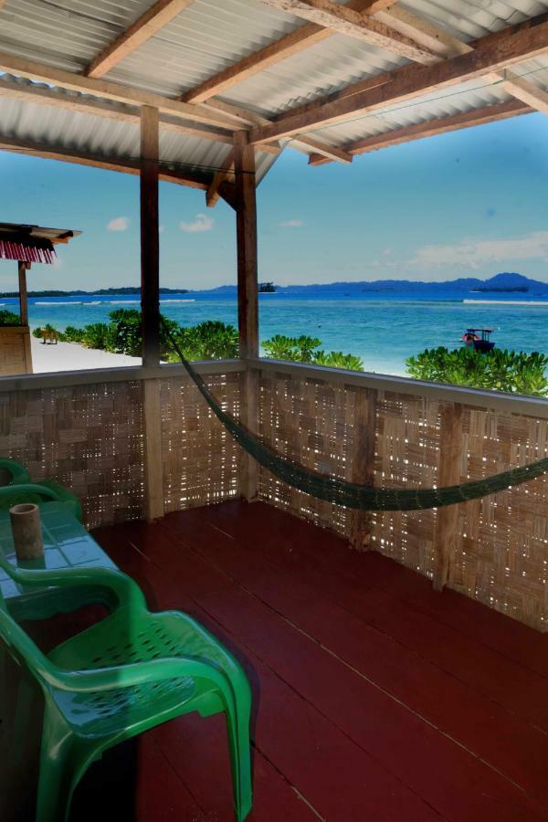 Ira Bungalows Pulau Banyak Alaban ภายนอก รูปภาพ